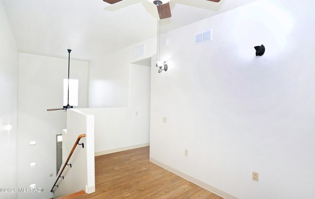 1040 E Halcyon Road, Tucson, AZ 85719