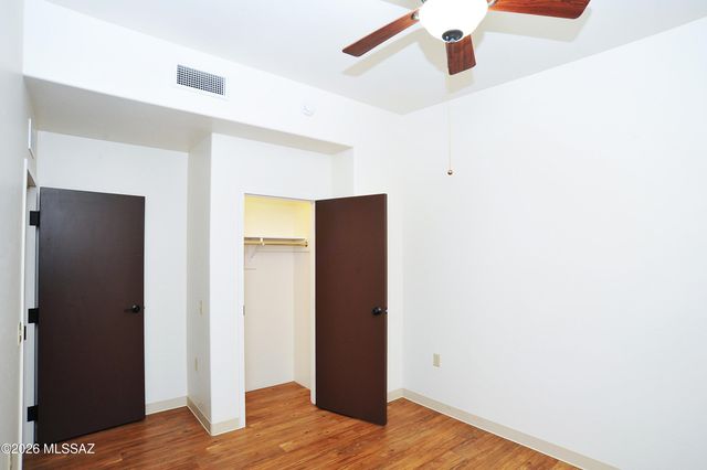 1040 E Halcyon Road, Tucson, AZ 85719