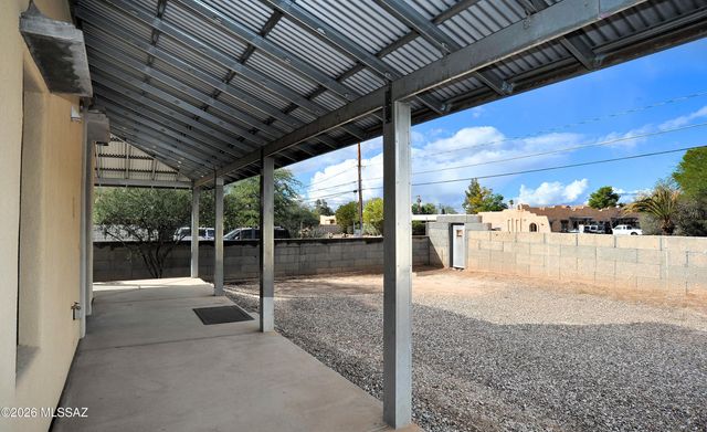 1040 E Halcyon Road, Tucson, AZ 85719