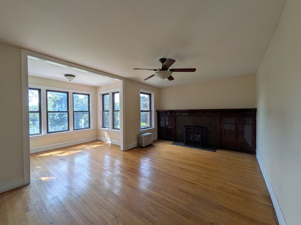 644 E 51st Street 2W, Chicago, IL 60615 — photo 2