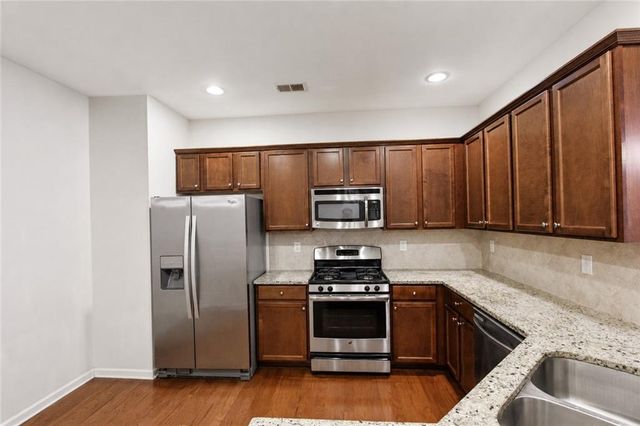 2132 Greencrest Circle, Alpharetta, GA 30004