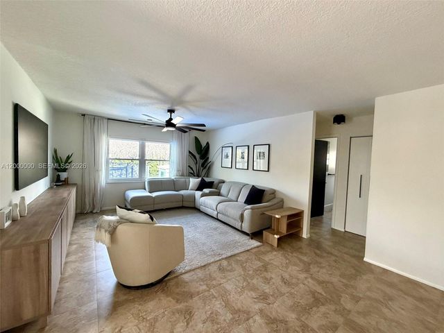 5704 SW 116th Ave, Cooper City, FL 33330