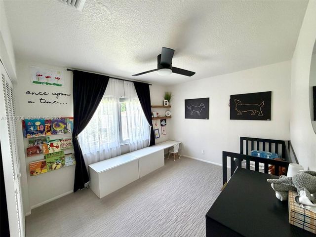 5704 SW 116th Ave, Cooper City, FL 33330