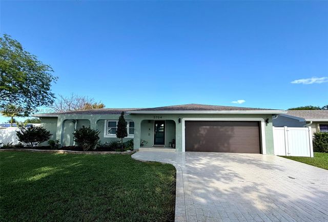 5704 SW 116th Ave, Cooper City, FL 33330