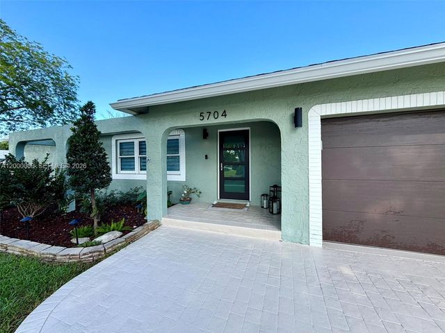 5704 SW 116th Ave, Cooper City, FL 33330