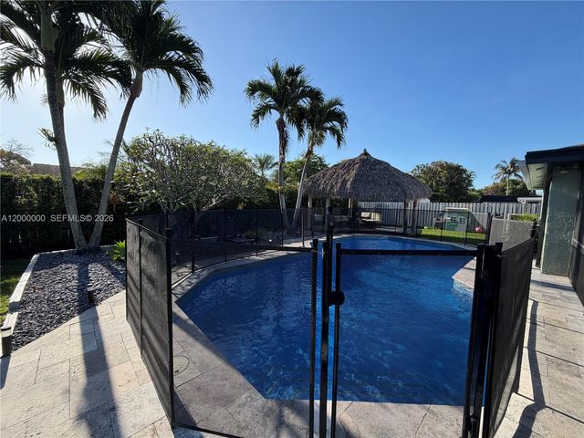 5704 SW 116th Ave, Cooper City, FL 33330