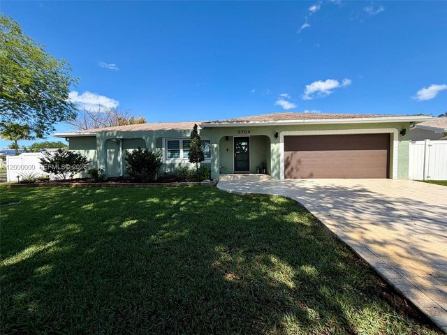 5704 SW 116th Ave, Cooper City, FL 33330
