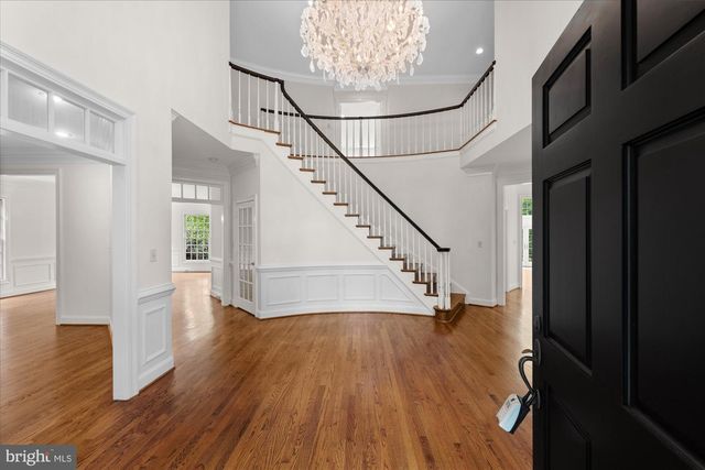 8405 BROOKEWOOD CT, Mclean, VA 22102
