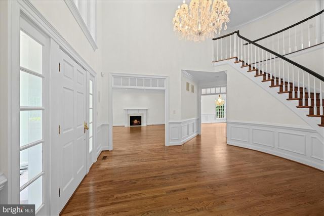 8405 BROOKEWOOD CT, Mclean, VA 22102