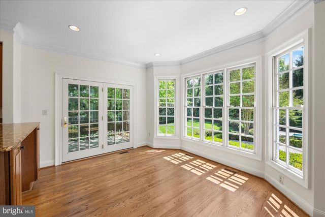 8405 BROOKEWOOD CT, Mclean, VA 22102