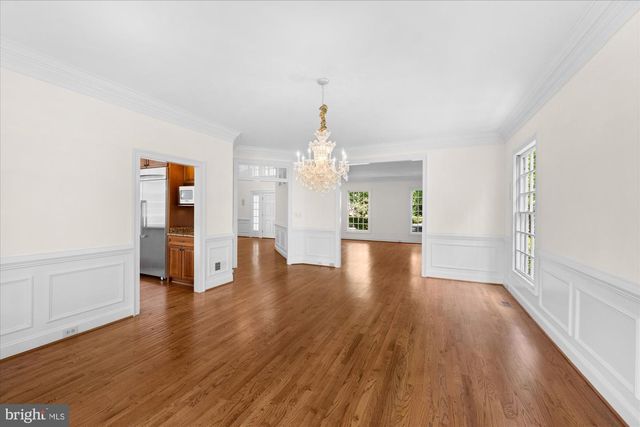 8405 BROOKEWOOD CT, Mclean, VA 22102