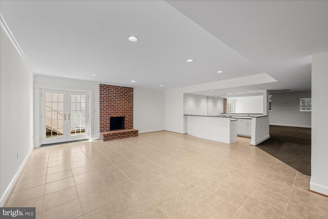 8405 BROOKEWOOD CT, Mclean, VA 22102
