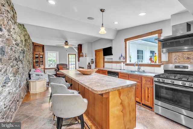 277 W BALTIMORE PIKE, Media, PA 19063