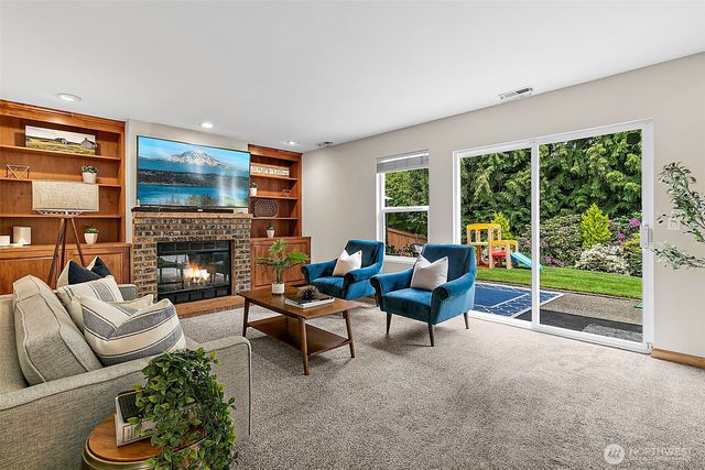 5518 Highland Drive SE, Auburn, WA 98092
