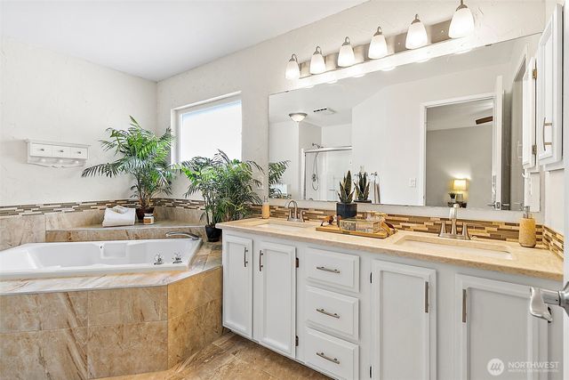 5518 Highland Drive SE, Auburn, WA 98092