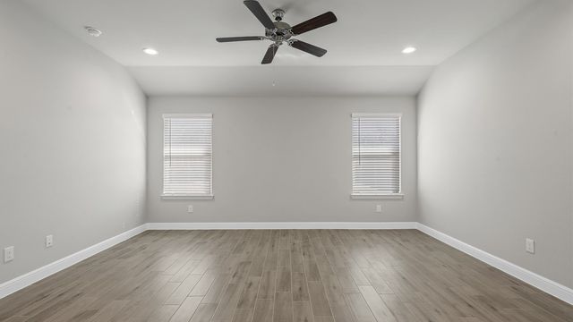 10404 SUNSET SHORE Drive, Grand Prairie, TX 76065