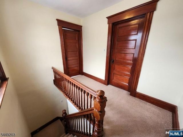 33 Livingston Avenue, Lyndhurst, NJ 07071