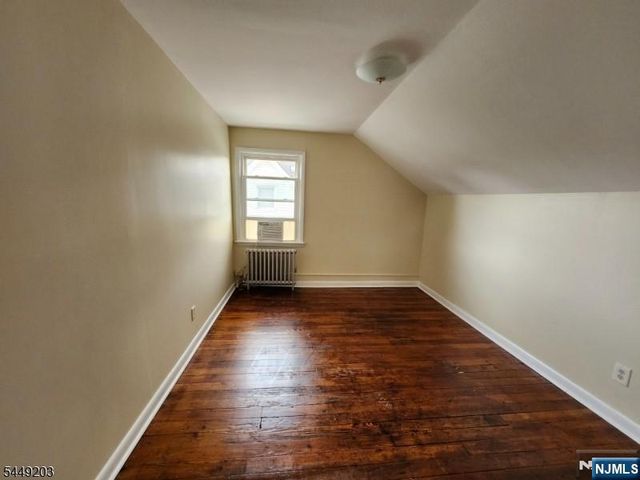 33 Livingston Avenue, Lyndhurst, NJ 07071