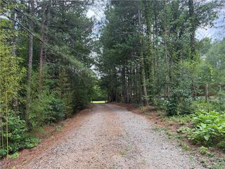 1565 Dr Bramblett Road, Cumming, GA 30028
