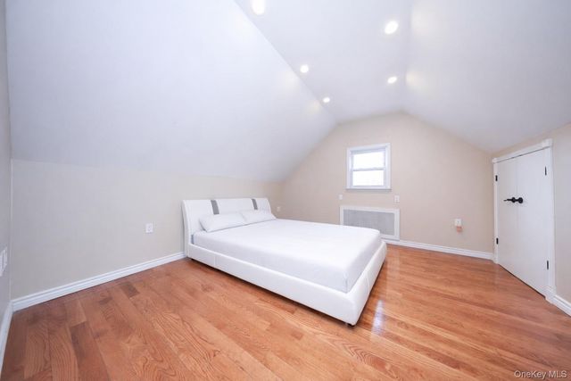 138 Ormonde Boulevard, Valley Stream, NY 11580