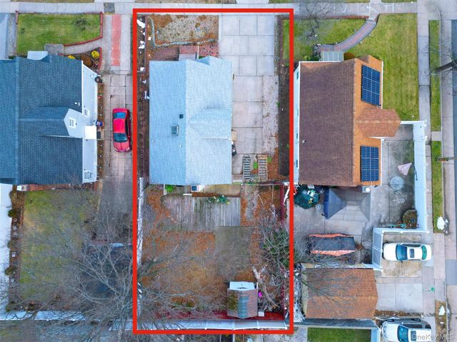 138 Ormonde Boulevard, Valley Stream, NY 11580