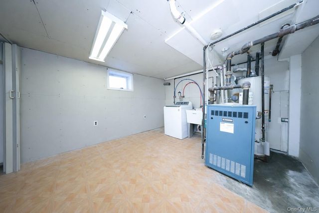 138 Ormonde Boulevard, Valley Stream, NY 11580