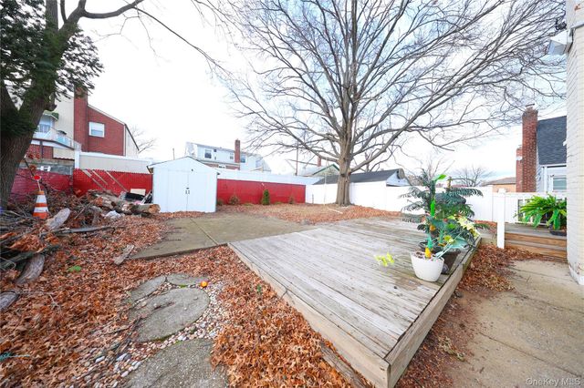 138 Ormonde Boulevard, Valley Stream, NY 11580