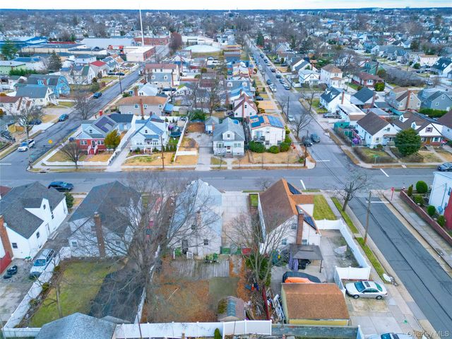 138 Ormonde Boulevard, Valley Stream, NY 11580