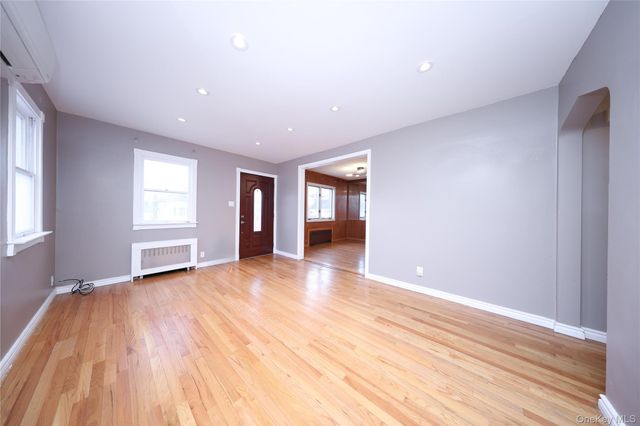 138 Ormonde Boulevard, Valley Stream, NY 11580