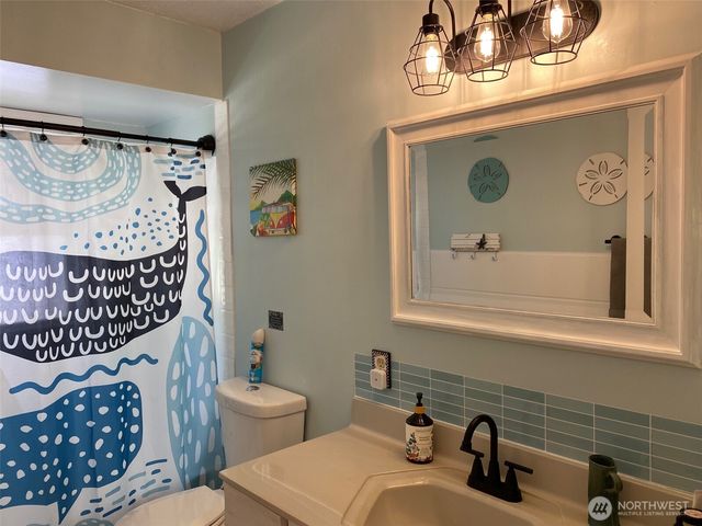 251 Elizabeth Drive, Point Roberts, WA 98281