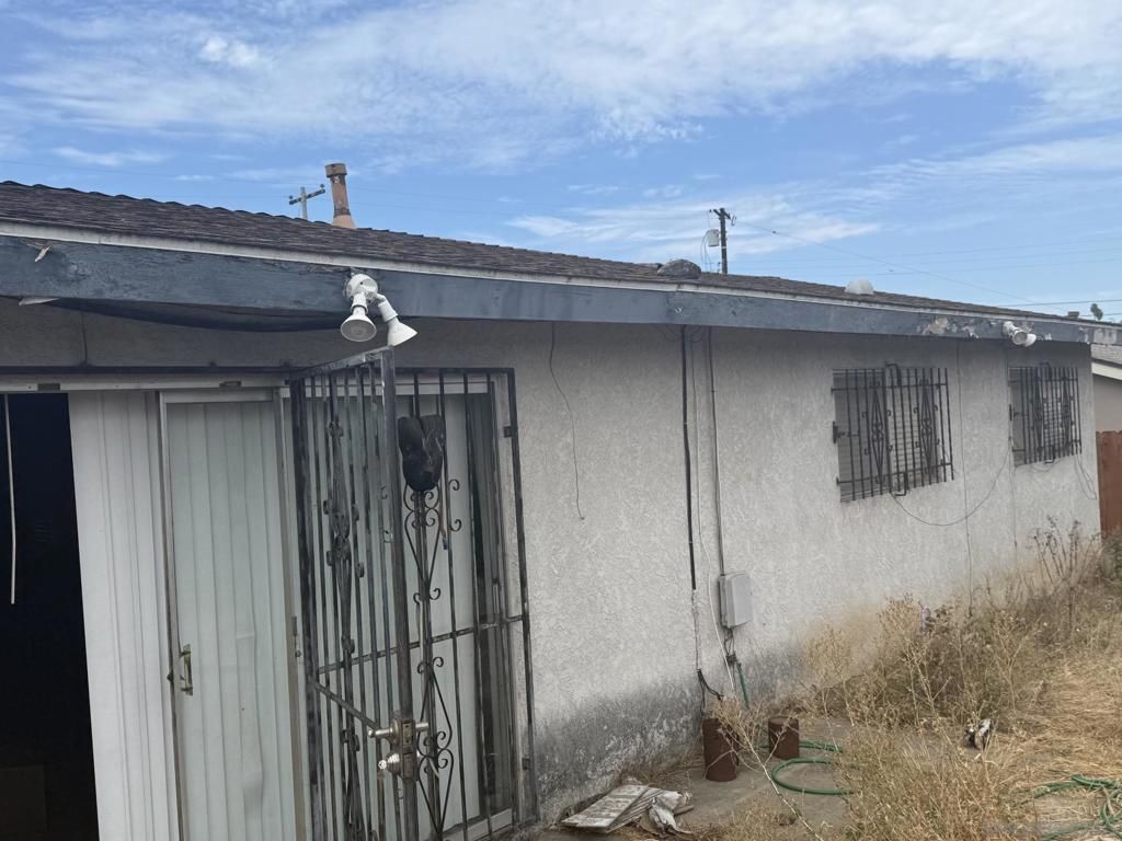 Image 7 of property listing at 4970 Dalehaven Pl, San Diego, CA 92105