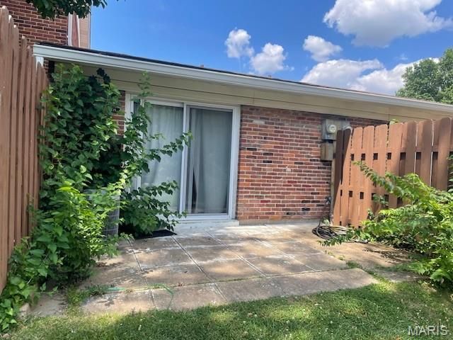 10671 Carroll Wood Way, St Louis, MO 63128