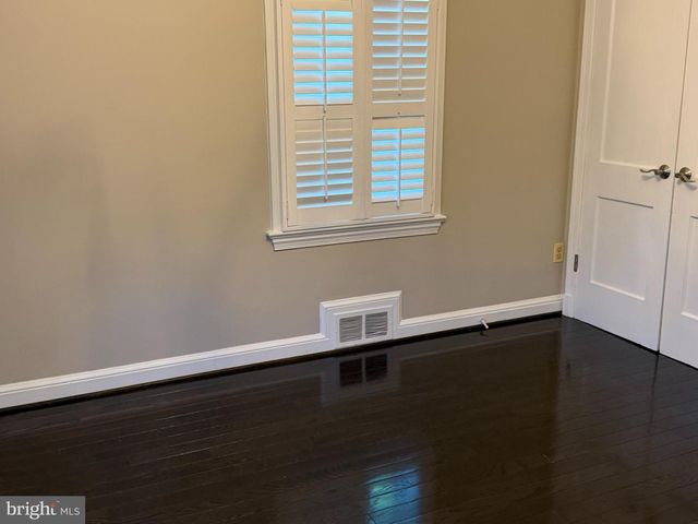 7301 PINEHURST PKWY, Chevy Chase, MD 20815
