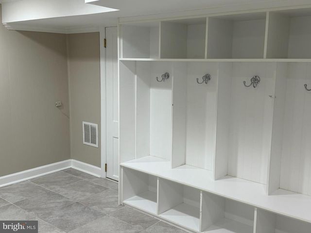 7301 PINEHURST PKWY, Chevy Chase, MD 20815