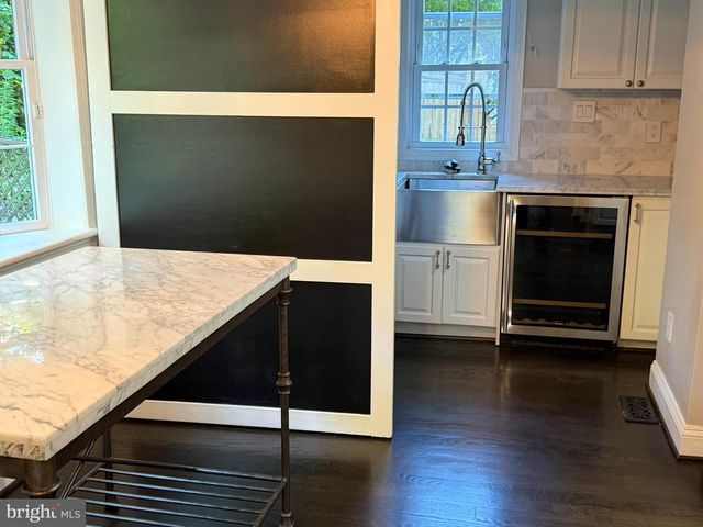 7301 PINEHURST PKWY, Chevy Chase, MD 20815