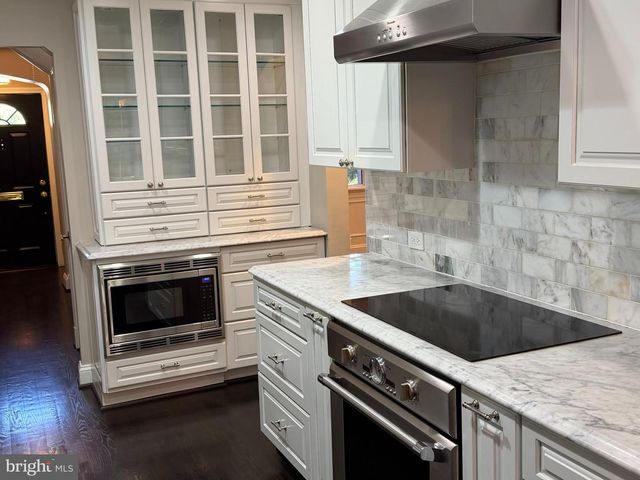 7301 PINEHURST PKWY, Chevy Chase, MD 20815