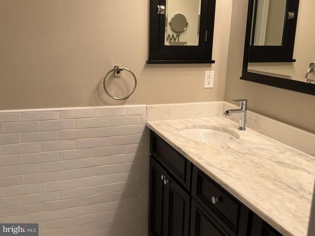 7301 PINEHURST PKWY, Chevy Chase, MD 20815