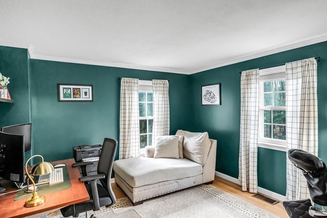 30 Deepwoods Dr, Westfield, MA 01085