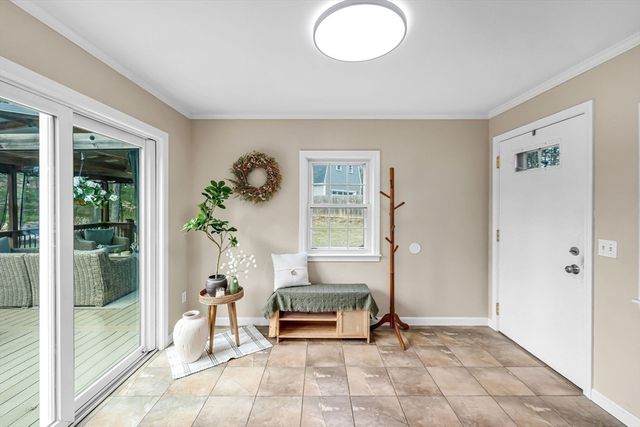 30 Deepwoods Dr, Westfield, MA 01085