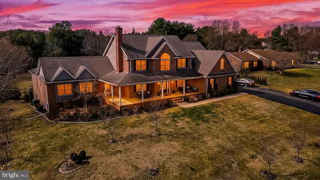 Image 3 of property listing at 130 PINE VALLEY DR, Middletown, DE 19709