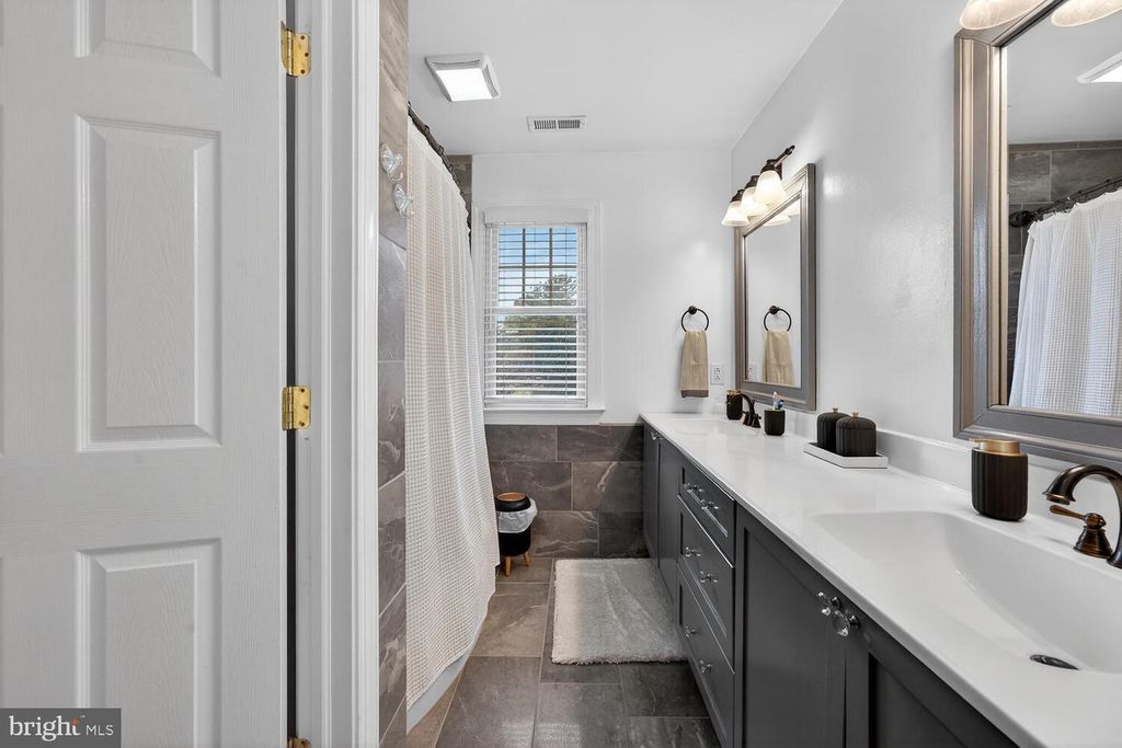 Image 45 of property listing at 130 PINE VALLEY DR, Middletown, DE 19709