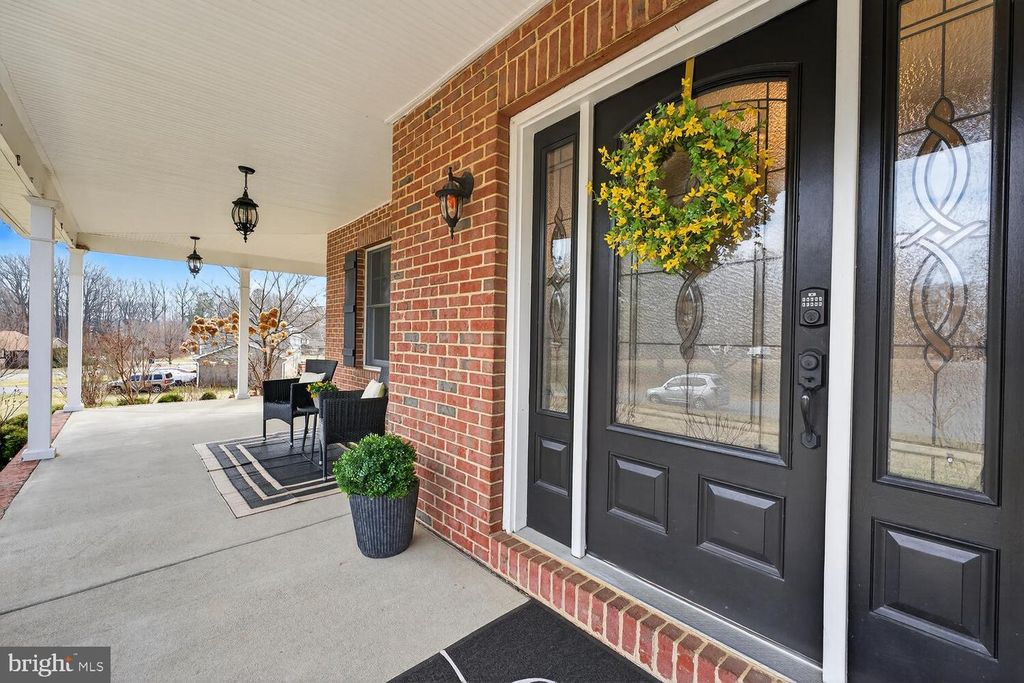 Image 8 of property listing at 130 PINE VALLEY DR, Middletown, DE 19709