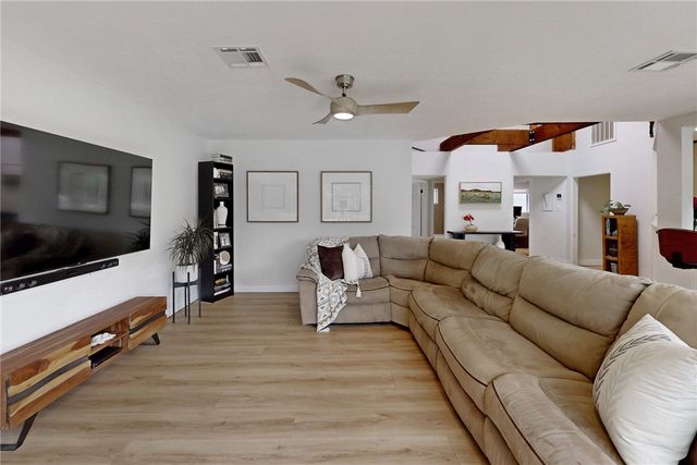 8081 Perry Lane, College Station, TX 77845