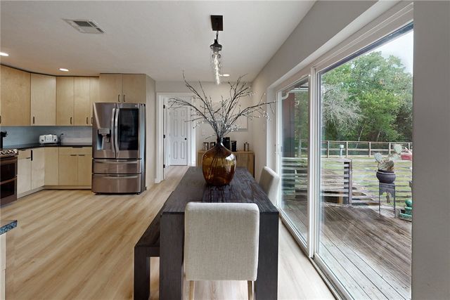 8081 Perry Lane, College Station, TX 77845