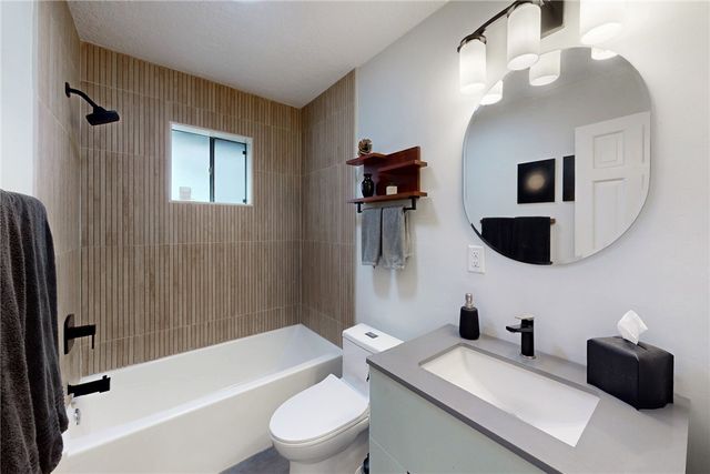 8081 Perry Lane, College Station, TX 77845
