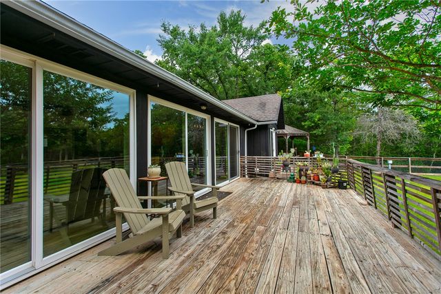 8081 Perry Lane, College Station, TX 77845