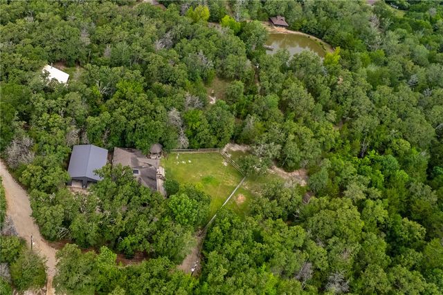 8081 Perry Lane, College Station, TX 77845
