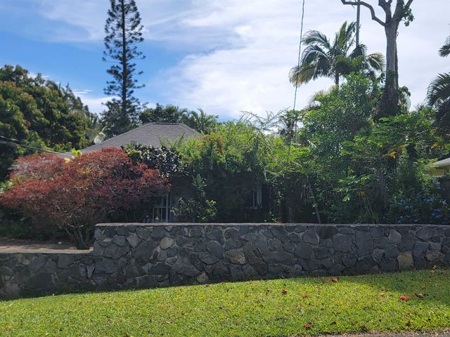 3237 Luahine Pl, Haiku, HI 96708