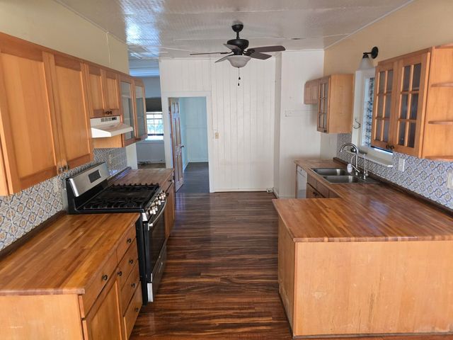 3237 Luahine Pl, Haiku, HI 96708