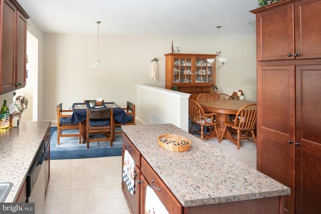 40 ROSY RIDGE CT, Telford, PA 18969